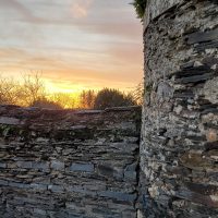 Le schiste donne son caractère à la commune